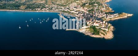 Vue aérienne de Calvi, au premier plan de la Citadelle, Corse, France. Banque D'Images