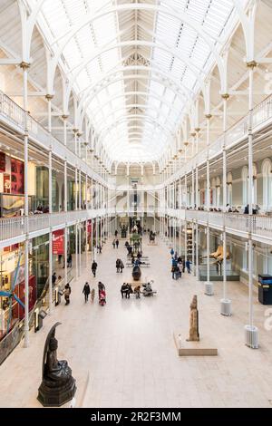 La Grande Galerie de l'ancien Musée Royal, le Musée National d'Ecosse, le Musée Royal, le Musée National d'Ecosse, Edimbourg, Ecosse, Grand BRITA Banque D'Images