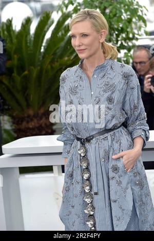 Cannes, France. 19th mai 2023. CANNES, FRANCE - 19 MAI : Cate Blanchett participe à la séance photo « le nouveau garçon » au festival annuel du film de Cannes 76th au Palais des Festivals sur 19 mai 2023 à Cannes, France. Credit: dpa/Alay Live News Banque D'Images
