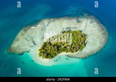 Vue sur l'île de Lissenung, Nouvelle-Irlande, Papouasie-Nouvelle-Guinée Banque D'Images