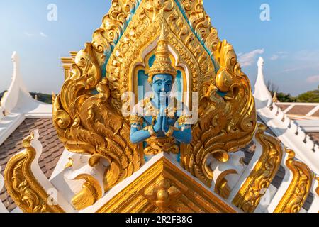 Wat Laem Sak - Temple de la baie de Phang Nga, Laem Sak. Région de Krabi, Thaïlande Banque D'Images