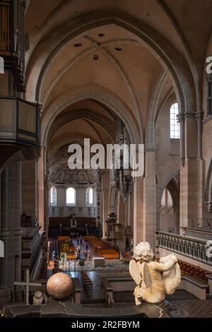 Vue intérieure de la cathédrale, Trèves, Moselle, Rhénanie-Palatinat, Allemagne Banque D'Images