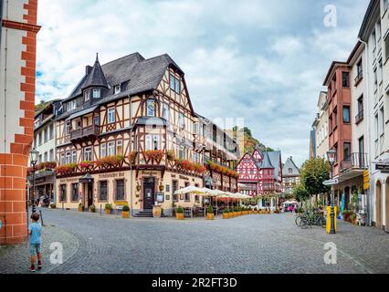 Oberstrasse à Bacharach am Rhein, Rhénanie-Palatinat, Allemagne Banque D'Images