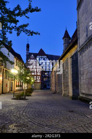 An der Pfarrkirche St. Martin in der Altstadt von Forchheim, Fachwerk, Häuser, Ober-Franken, Bayern, Allemagne Banque D'Images