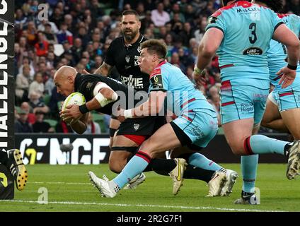 Sergio Parisse, de Toulon, fête sa deuxième épreuve lors de la finale de la coupe du défi ECPR au stade Aviva de Dublin, en Irlande. Date de la photo: Vendredi 19 mai 2023. Banque D'Images