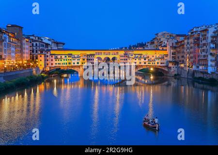 Ponte Vecchio par nuit, Florence, Toscane, Italie Banque D'Images