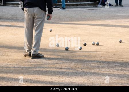 Boules joueurs dans la Hofgarten, Munich, haute-Bavière, Bavière, Allemagne, Europe Banque D'Images