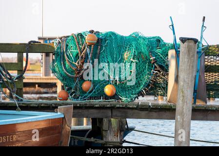 Filets d'un bateau de pêche, Kloster, Île de Hiddensee, Mecklenburg-Ouest Pomerania, Allemagne Banque D'Images