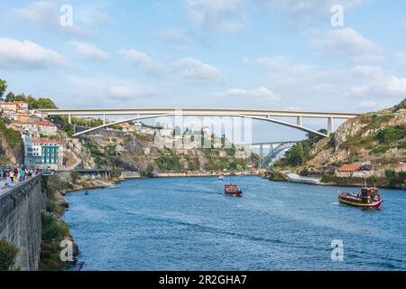 Trois ponts sur le Douro à Porto, Portugal Banque D'Images