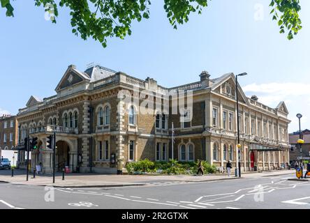 Chiswick Town Hall, Terrasse, Heathfield, Chiswick Turnham Green, London Borough of London, Greater London, Angleterre, Royaume-Uni Banque D'Images