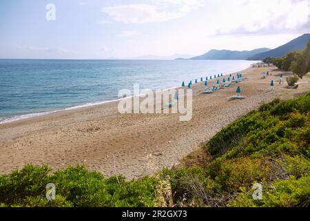 Plage de Votsalakia à Kampos sur la côte ouest de l'île de Samos en Grèce Banque D'Images