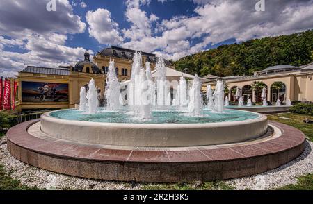 Casino de congrès dans les jardins de spa de Baden près de Vienne, Basse-Autriche, Autriche Banque D'Images