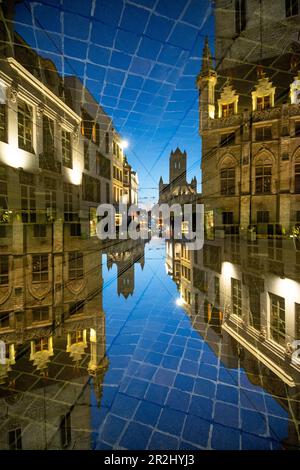 Double exposition du centre ville de Gand, Belgique. Banque D'Images
