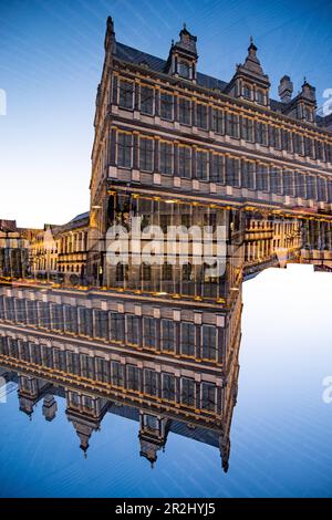 Double exposition du centre ville de Gand, Belgique. Banque D'Images