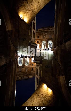 Photo en double exposition de l'intérieur du Castello Sforzesco à Milan, Italie. Banque D'Images