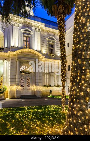 Décoration de Noël du Palais du Président dans la vieille ville de la capitale de Géorgie, Tbilissi Banque D'Images