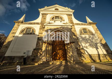 Eglise de Santa Maria do Castelo dans la vieille ville de Tavira, Algarve, Portugal Banque D'Images