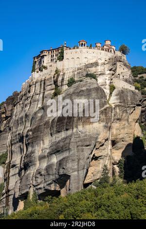 Monastère de Saint Nikolaos Anapafsas (Agios Nikolaos Anapafsas) à Meteora, Kastaki, Thessalie, Grèce, Europe Banque D'Images