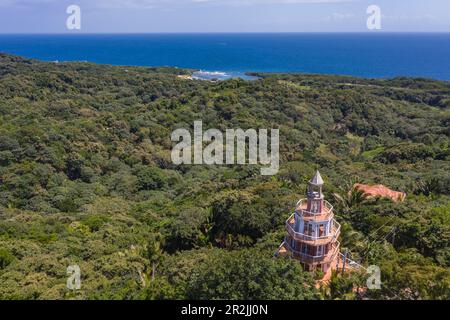 Vue aérienne du phare d'El Faro, Roatan, Bay Islands, Honduras, Amérique centrale Banque D'Images