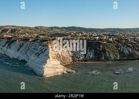 La plage blanche de Scala dei Turchi, Realmonte, Agrigento, Sicile, Italie, Europe Banque D'Images