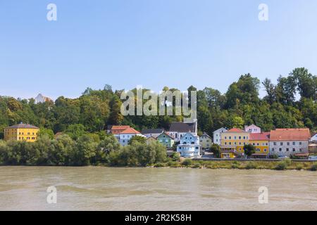 Obernberg am Inn, vue depuis le pont de l'auberge Banque D'Images