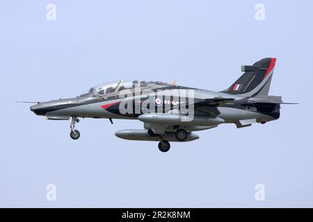 Royal Air Force BAE Systems Hawk 120D (ORD. ZJ951) en transit à travers Malte pour certains vols de démonstration. Banque D'Images