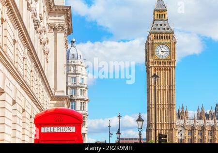 Big Ben et Red Phone Box, Londres, Angleterre, Royaume-Uni Banque D'Images