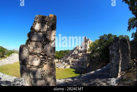 Excavation maya Edzna, Yucatan, Mexique Banque D'Images