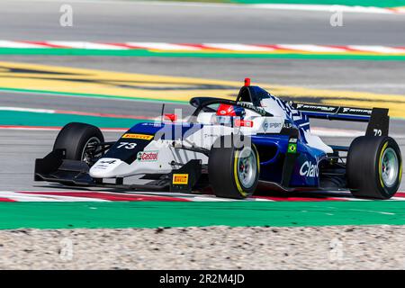 20th mai 2023 ; circuit de Barcelone-Catalunya, Barcelone, Catalogne, Espagne : 6 heures de Barcelone, jour 1 ; Emerson Fittipaldi Jr (BRA) pilotant le championnat régional européen de Formule de course de Sainteloc par Alpine Banque D'Images