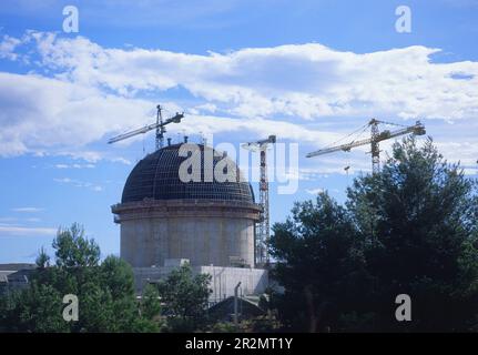 CENTRAL EN CONSTRUCCION. Emplacement: CENTRAL NUCLÉAIRE. Vandellòs. TARRAGONE. ESPAGNE. Banque D'Images