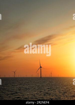 Parc éolien offshore Pays-Bas Mer du Nord. Banque D'Images