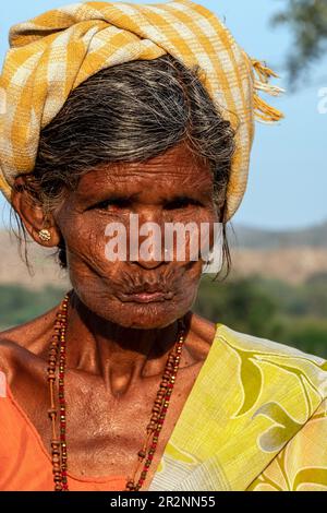 Portrait d'une femme indienne rurale Banque D'Images