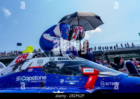 Indianapolis, INDIANA, États-Unis. 20th mai 2023. Le pilote INDYCAR, DEVLIN DeFRANCESCO (29) de Toronto, Canada, et son équipe Andretti Steinbrenner Autosport Honda, se préparent à se qualifier pour le Indianapolis 500 au Indianapolis Motor Speedway à Indianapolis, AUX États-Unis. (Credit image: © Walter G. Arce Sr./ZUMA Press Wire) USAGE ÉDITORIAL SEULEMENT! Non destiné À un usage commercial ! Banque D'Images