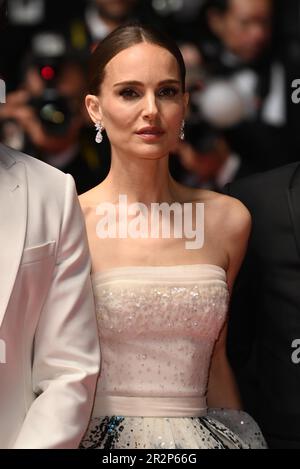Natalie Portman assiste à la première de mai décembre lors du Festival de Cannes 76th à Cannes, France. Date de la photo: Samedi 20 mai 2023. Le crédit photo devrait se lire comme suit : Doug Peters/PA Wire Banque D'Images