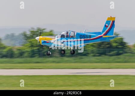 Zlin Z-142C au Caslav Air Show 2023 à Caslav, République Tchèque Banque D'Images