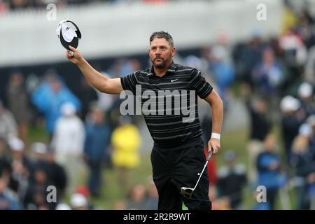 Rochester, Etats-Unis. 20th mai 2023. Professionnel de la PGA, Michael Block réagit à la foule après avoir terminé le troisième tour du championnat de la PGA 2023 pair au Oak Hill Country Club de Rochester, New York, samedi, 20 mai 2023. Photo par Aaron Josefczyk/UPI crédit: UPI/Alay Live News Banque D'Images