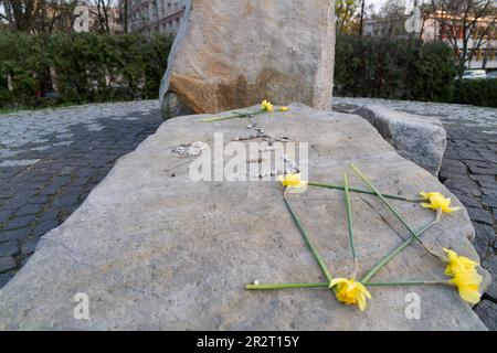 Mordechai Anielewicz Mound et Mila 18 Memorial à Varsovie, Pologne. C'était le bunker du siège de l'Organisation juive de combat où Mordechai an Banque D'Images