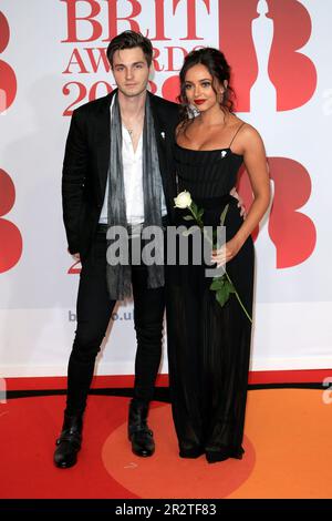 Londres, Royaume-Uni. 21st févr. 2018. Jade Thirlwall et Jed Elliott assistent aux BRIT Awards 2018 à l'Arena O2 de Londres, en Angleterre. (Photo de Fred Duval/SOPA Images/Sipa USA) crédit: SIPA USA/Alay Live News Banque D'Images