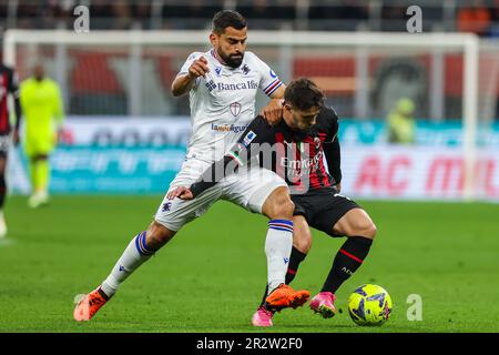 Milan, Italie. 20th mai 2023. Brahim Diaz de l'AC Milan (R) et Tomas Rincon de l'UC Sampdoria (L) vu en action pendant la série Un match de football 2022/23 entre l'AC Milan et l'UC Sampdoria au stade San Siro. Score final; Milan 5:1 crédit Sampodria: SOPA Images Limited/Alay Live News Banque D'Images