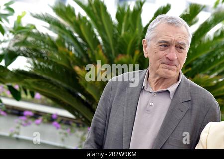 Cannes, France. 21st mai 2023. CANNES, FRANCE - 21 MAI : Robert de Niro participe au photocall 'Killers of the Flower Moon' au festival annuel de Cannes 76th au Palais des Festivals sur 21 mai 2023 à Cannes, France. Credit: dpa/Alay Live News Banque D'Images