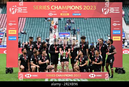 Londres, Royaume-Uni. . 21st mai 2023. 21st mai 2023 ; Twickenham Stadium, Londres, Angleterre : HSBC London Rugby Sevens ; Nouvelle-Zélande reçoit le trophée des champions de la série 2022/23 World Seven Series crédit : action plus Sports Images/Alay Live News Banque D'Images