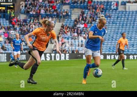 Glasgow, Royaume-Uni. 21st mai 2023. Glasgow City remporte un seul but, marqué par Laura Davidson (Glasgow City, 14) pour remporter le championnat et leur titre écossais 16th. La note finale des Rangers 0 - 1 Glasgow City, a pris le titre de Rangers, les champions précédents. Le but, marqué en plus de temps, a suffi à empêcher le Celtic, qui jouaient les cœurs à Parkhead et gagnaient 2 - 0, des dépasser au sommet de la ligue. Crédit : Findlay/Alay Live News Banque D'Images