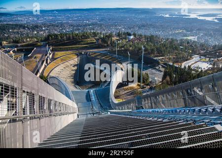 Cavalier de ski de Holmenkollen,, Oslo, Norvège Banque D'Images