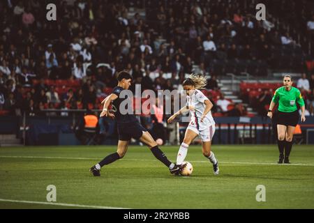 Lyon, France. 21st mai 2023. Delphine Cascarino (20) de l'OL en action pendant le jeu Arkema D1 entre Paris Saint-Germain et Olympique Lyonnais au Parc des Princes à Paris, France. (Pauline FIGUET/SPP) crédit: SPP Sport Press photo. /Alamy Live News Banque D'Images