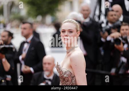 Cannes, France.16 mai 2023. Elle Fanning assiste à la cérémonie d'ouverture du 76ème Festival de Cannes, en France Banque D'Images