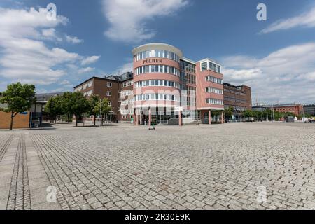 Polhemsgymnasiet, une école secondaire à Diagonalen - une place sur le canalside nord du canal de Gota à Lindholmen. Göteborg 400 ans. Banque D'Images