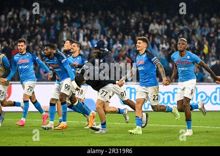 Gianluca Gaetano, Andre Zambo Anguissa, Kim min-jae, Giovanni Simeone, Khvicha Kvaratskhelia, Tanguy Ndombele, Giovanni Di Lorenzo et Victor Osimhen Banque D'Images