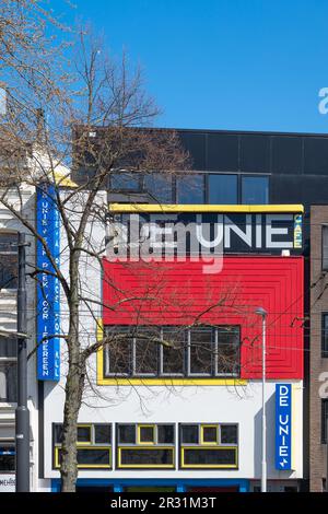 Rotterdam, pays-Bas - café de Unie par JJP Oud, reconstruction Banque D'Images