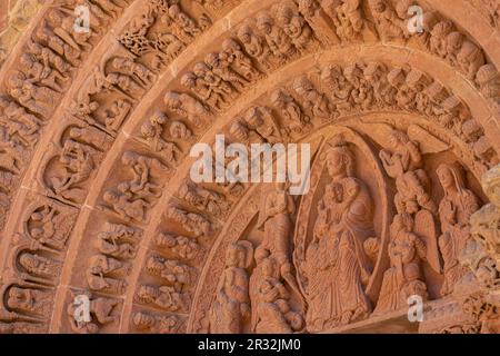 Trinité-patenitas en la portada, Iglesia de Santo Domingo, Románico, siglo XII, Soria, Comunidad Autónoma de Castilla, l'Espagne, l'Europe. Banque D'Images