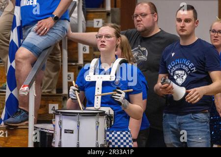 Leiden, pays-Bas. 21st mai 2023. LEIDEN, PAYS-BAS - MAI 21: Supporters de Donar Groningen lors du match final DBL entre Zorg en Zekerheid Leiden et Donar Groningen à Sporthal Vijf Meijal sur 21 mai 2023 à Leiden, pays-Bas (photo de Kees Kuijt/Orange Pictures) crédit: Orange pics BV/Alay Live News Banque D'Images